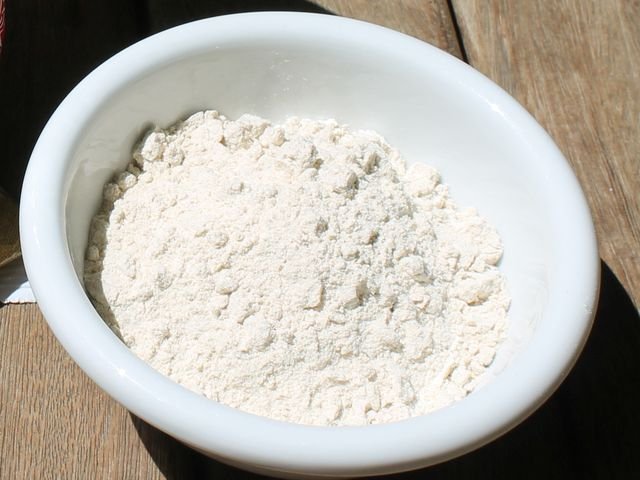 Harina leudante